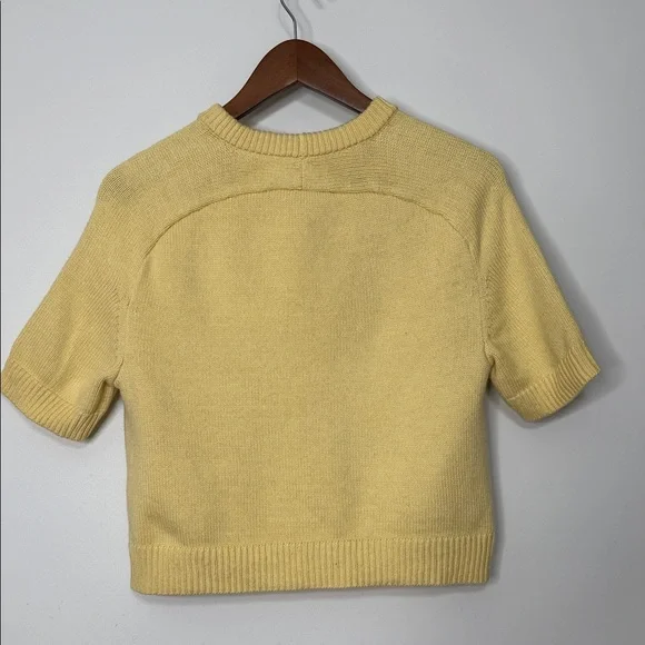 Abercrombie & Fitch Madeline Crew Neck Yellow Sweater Tee Size Small - Picture 9 of 9